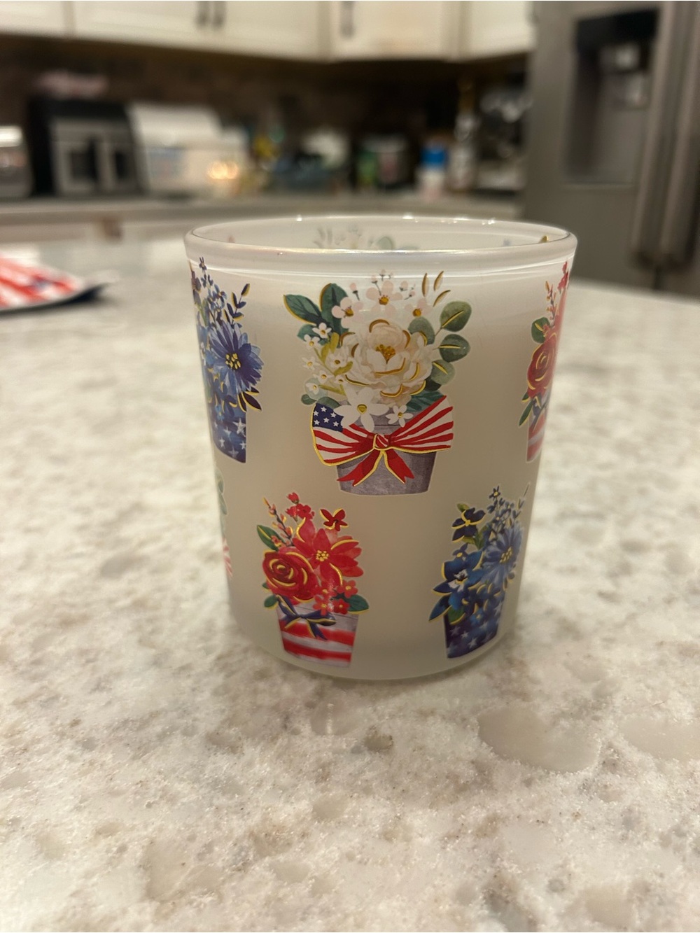 “New” Clementine Frosted Glass Floral Patriotic 10 oz Candle